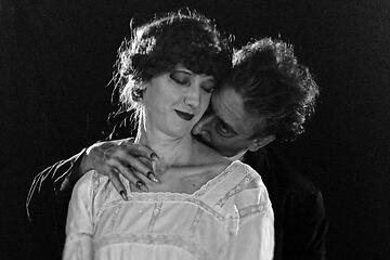 THE DEATH OF DRACULA