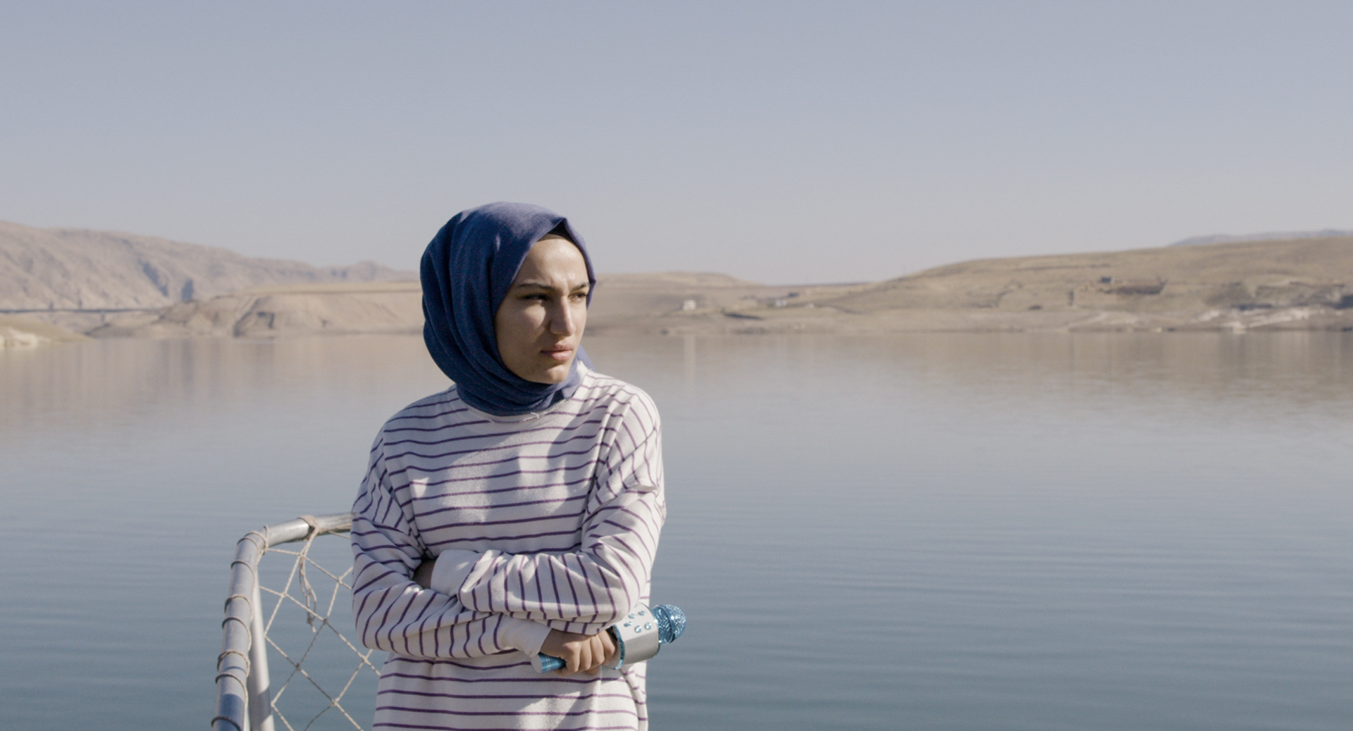 THE TOWN THAT DROVE AWAY (c) FFC