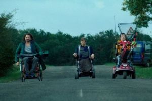 TISZTA SZÍVVEL/KILLS ON WHEELS von Attila Till