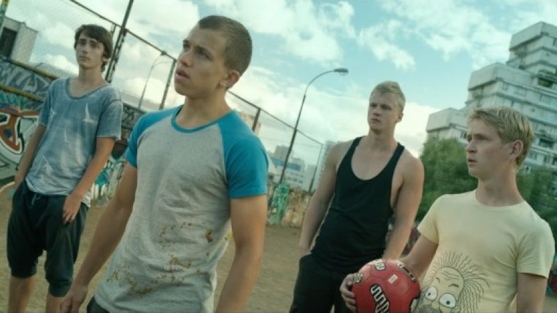 KOROBKA (series &quot;Football in Russian Film&quot;)